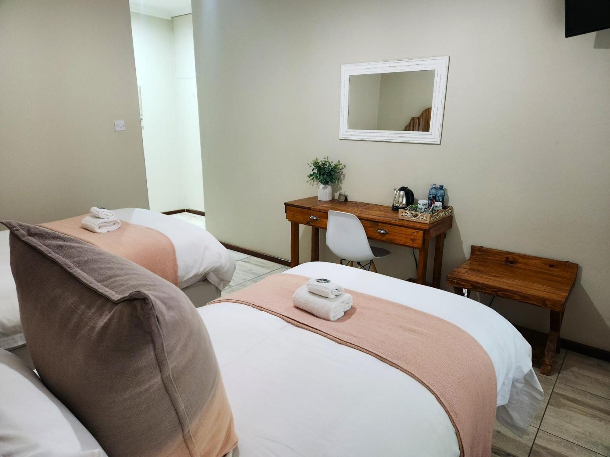 Mijn Kitchen Coffee Shop And B&B ブランタイヤ エクステリア 写真